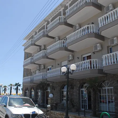 فندق Atlantis 3*